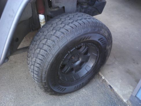 Used 2012 Jeep Wrangler Unlimited Sport AWD/4WD image 13