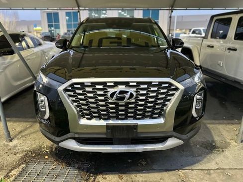 Used 2022 Hyundai Palisade SEL w/ 8P Bench Seat Package image 2