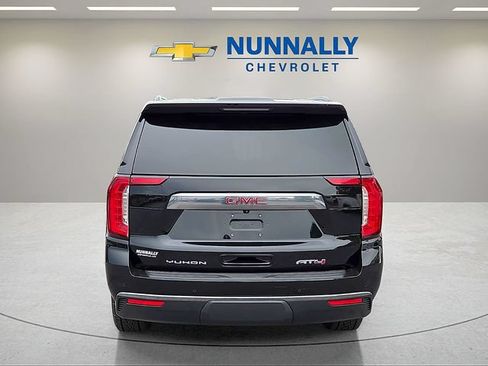 Used 2024 GMC Yukon AT4 AWD/4WD image 4