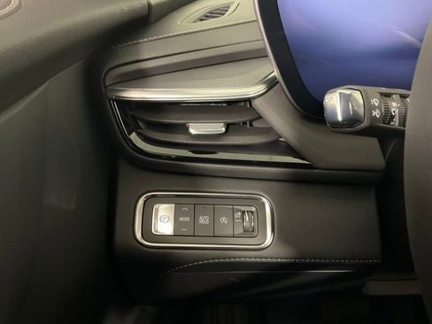 New 2026 Buick Enclave Sport Touring w/ Power Package FWD image 28