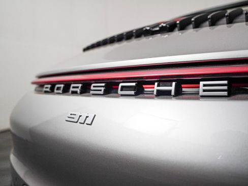 Certified 2022 Porsche 911 Carrera image 25