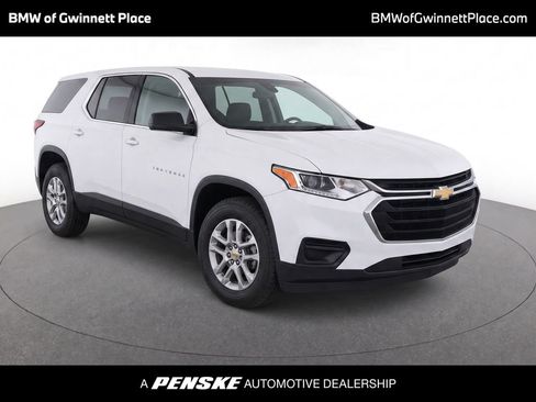 Used 2020 Chevrolet Traverse LS FWD image 1