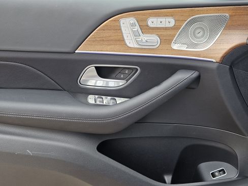 Certified 2025 Mercedes-Benz GLS 450 GLS 450 image 22