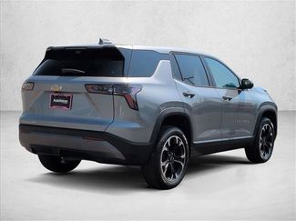 New 2026 Chevrolet Equinox LT w/ Safety and Technology Package AWD/4WD video 2