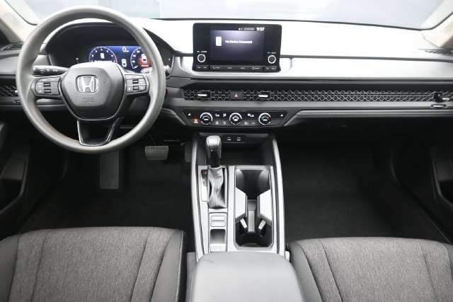 Certified 2025 Honda Accord SE image 21