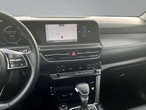 Certified 2025 Kia Seltos SX AWD/4WD image 9
