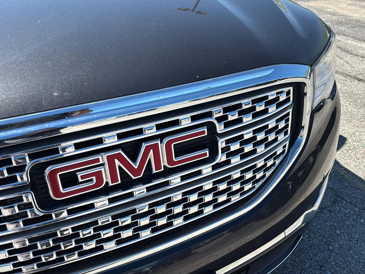 Used 2018 GMC Acadia Denali AWD/4WD image 30