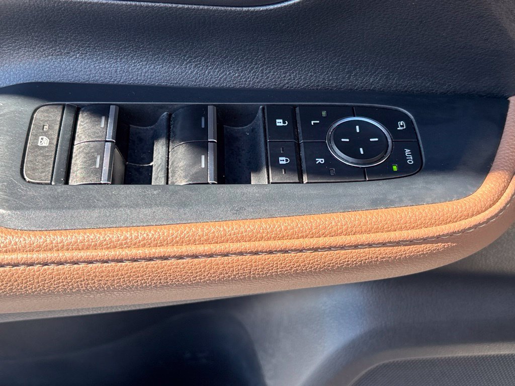 Used 2024 Toyota Grand Highlander AWD image 8