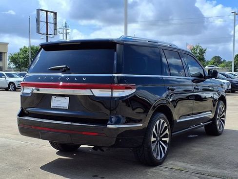Certified 2023 Lincoln Navigator Reserve RWD image 2