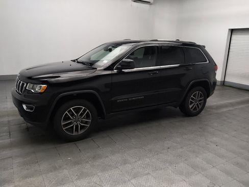 Used 2020 Jeep Grand Cherokee Laredo w/ Laredo X Package RWD image 2