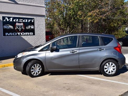 Used 2016 Nissan Versa Note SV image 3