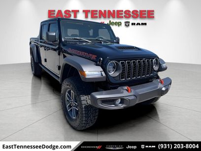 New 2025 Jeep Gladiator Mojave w/ Convenience Group
