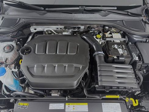 Used 2024 Volkswagen Golf R w/ MDO Package image 32