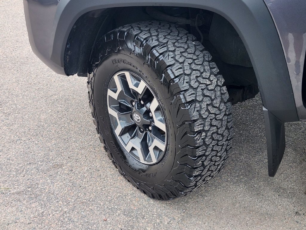 Used 2023 Toyota Tacoma TRD Off-Road AWD/4WD image 31