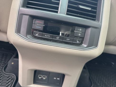 Used 2019 Volkswagen Atlas SEL Premium AWD/4WD image 7