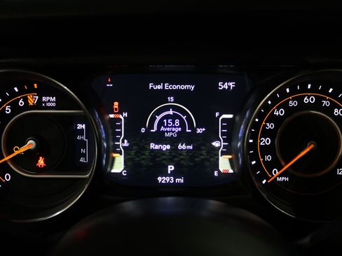 Used 2022 Jeep Gladiator Sport image 31