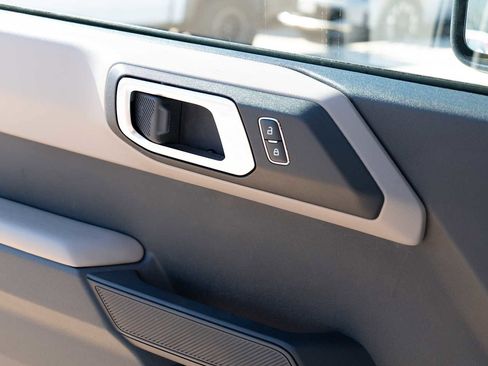 Used 2022 Ford Bronco Big Bend image 21