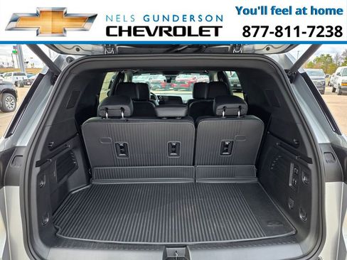 New 2026 Chevrolet Traverse High Country w/ LPO, Floor Liner Package AWD/4WD image 10