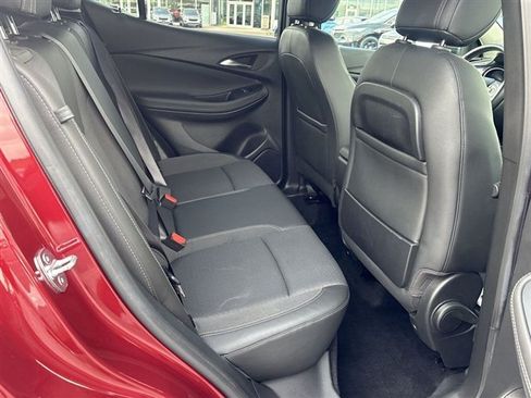 Certified 2023 Buick Encore GX Preferred FWD image 25