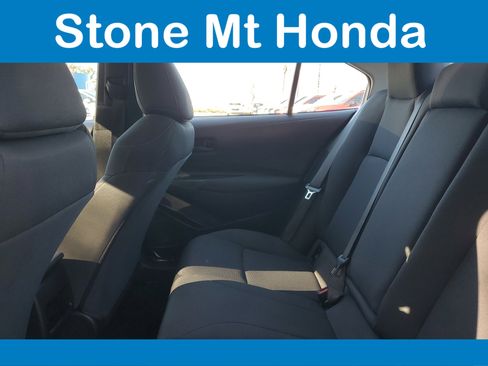 Used 2022 Toyota Corolla LE image 10