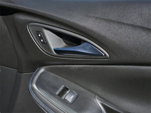 Used 2025 Buick Encore GX Sport Touring image 31