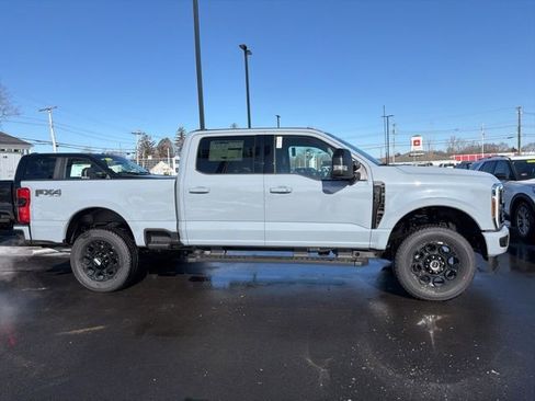 New 2026 Ford F350 Lariat w/ Black Appearance Package AWD/4WD image 2