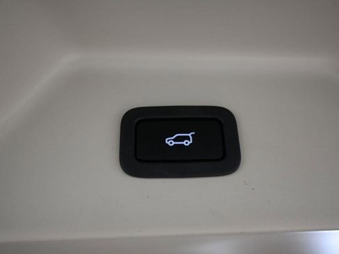 Used 2019 Land Rover Range Rover HSE AWD/4WD image 17