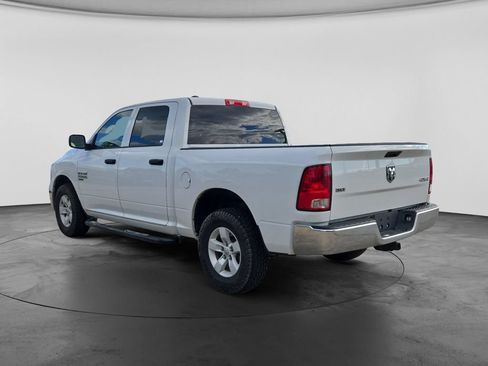 Used 2022 RAM 1500 Classic SLT AWD/4WD image 8