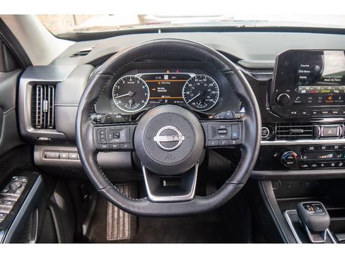 Used 2023 Nissan Pathfinder SL w/ Black Appearance Package AWD/4WD image 21