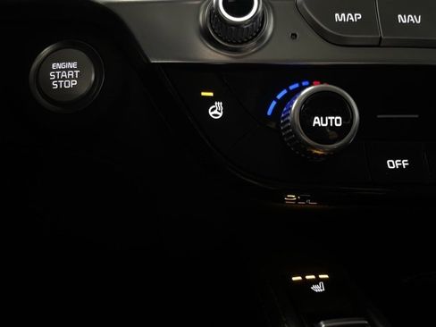 Used 2023 Kia Telluride SX image 17