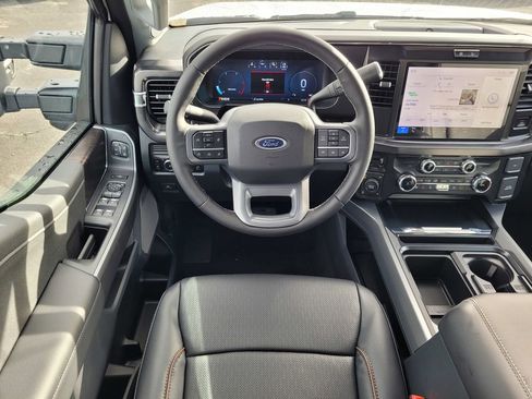 New 2026 Ford F350 Lariat w/ FX4 Off-Road Package image 29