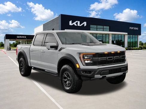 Used 2021 Ford F150 Raptor w/ Raptor 37 Performance Package AWD/4WD image 3