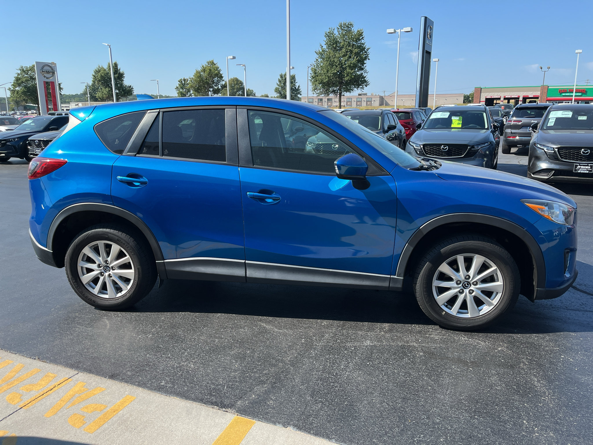 Used 2013 MAZDA CX-5 Touring w/ Bose & Moonroof Pkg FWD image 8
