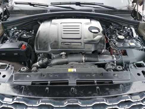 Used 2022 Land Rover Range Rover Velar S AWD/4WD image 33