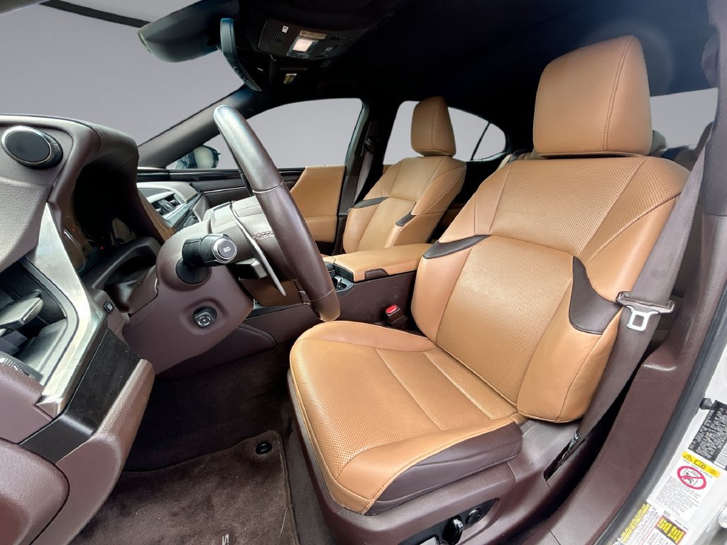 Used 2019 Lexus ES 350 w/ Premium Package FWD image 27