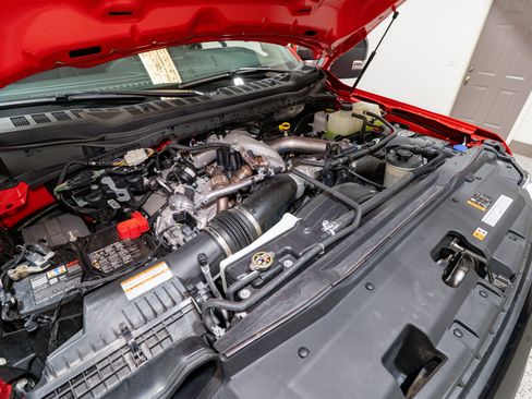 Used 2024 Ford F250 Lariat w/ Black Appearance Package image 38