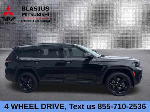 Used 2023 Jeep Grand Cherokee L Laredo AWD/4WD image 4