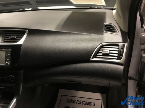 Used 2016 Nissan Sentra SR w/ Driver's Assist Package image 39