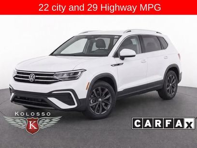 Used 2024 Volkswagen Tiguan SE