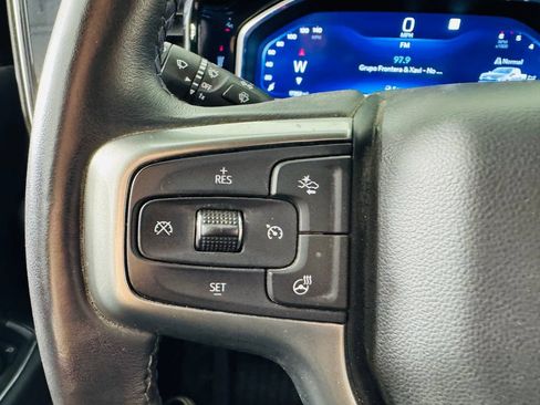 Used 2023 Chevrolet Silverado 1500 LT w/ Z71 Off-Road Package AWD/4WD image 10