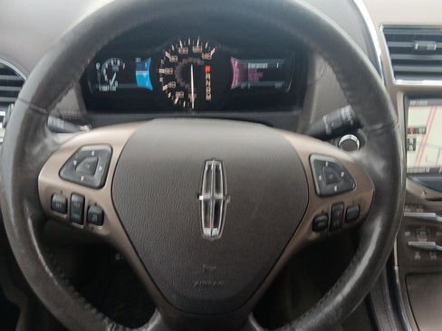 Used 2011 Lincoln MKX AWD w/ 102A Rapid Spec Order Code image 20