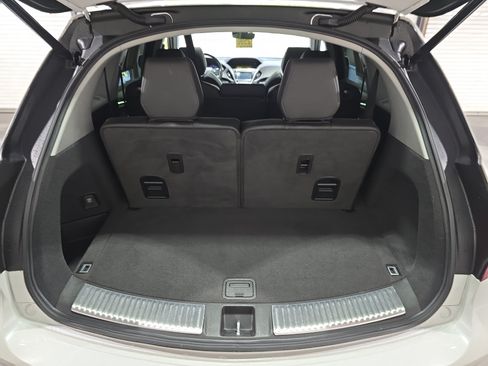 Used 2020 Acura MDX FWD image 9