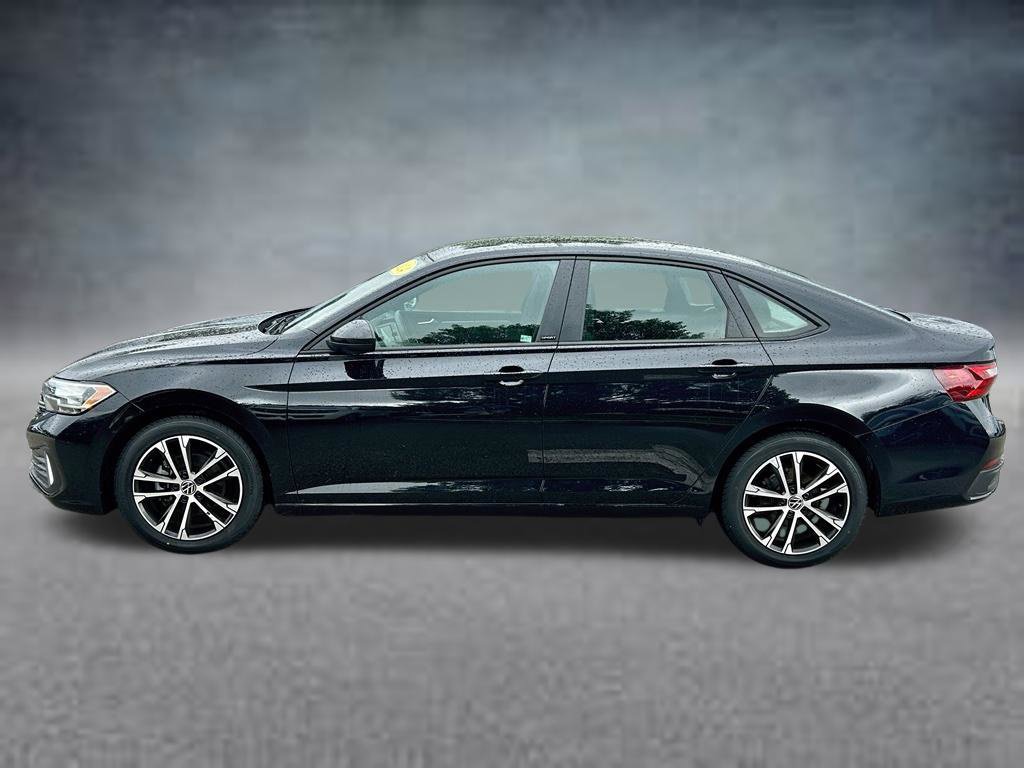 Certified 2024 Volkswagen Jetta Sport FWD image 8