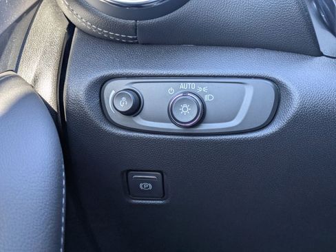 New 2026 Chevrolet Blazer LT image 22