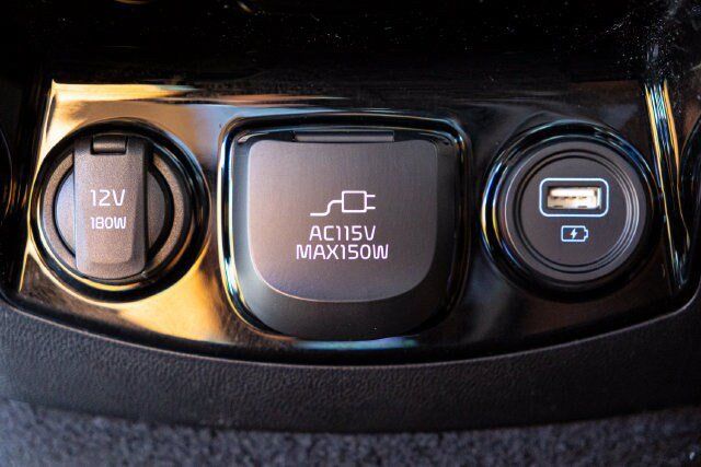 Used 2023 Kia Sorento SX Prestige AWD/4WD image 35