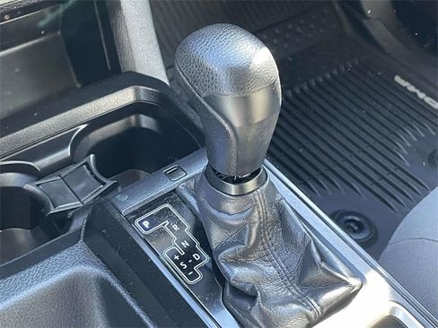 Used 2020 Toyota Tacoma SR5 image 28