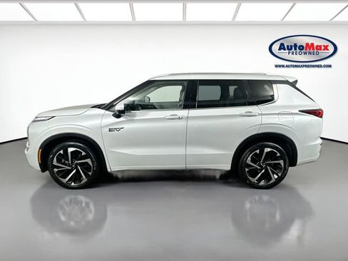 Used 2023 Mitsubishi Outlander SEL AWD/4WD image 7