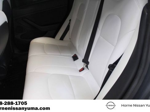 Used 2022 Tesla Model 3 Long Range AWD/4WD image 5