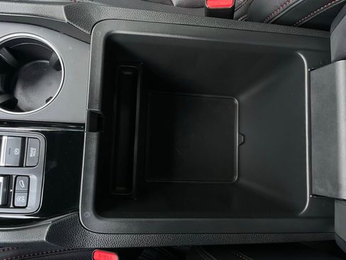 Used 2025 Honda Pilot Black Edition image 24