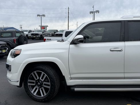 Used 2018 Toyota 4Runner Limited image 13